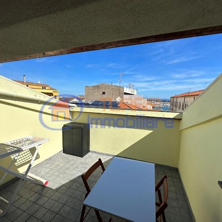 Appartamento La Mansarda Di Via Galilei Porto Torres Esterno foto